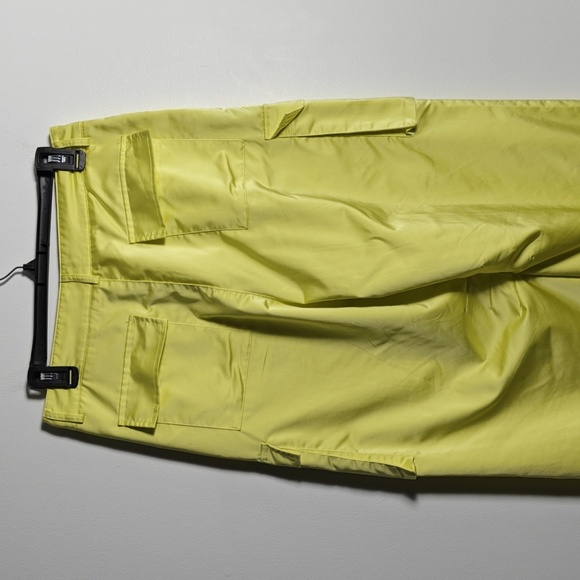 EDIKTED Flourescent Yellow Wide Leg Cargo Pants Size Medium - Picture 13 of 16
